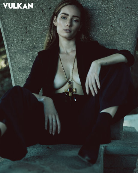 Chandler Bailey ポルノスター ヌード 写真