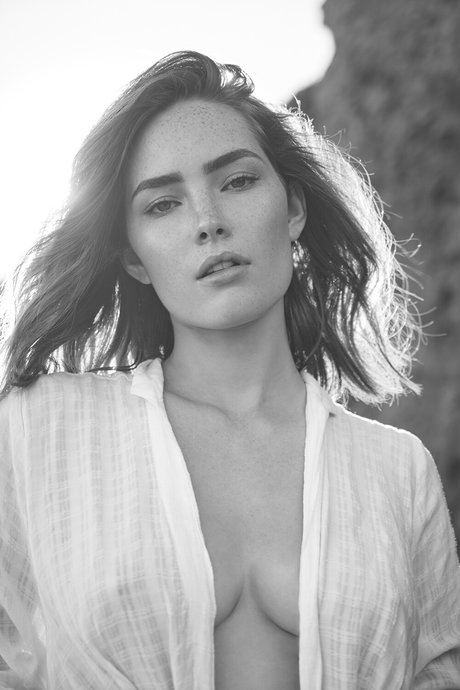 コスプレ フェムボーイ オンリーファンズ ヌード ギャラリー