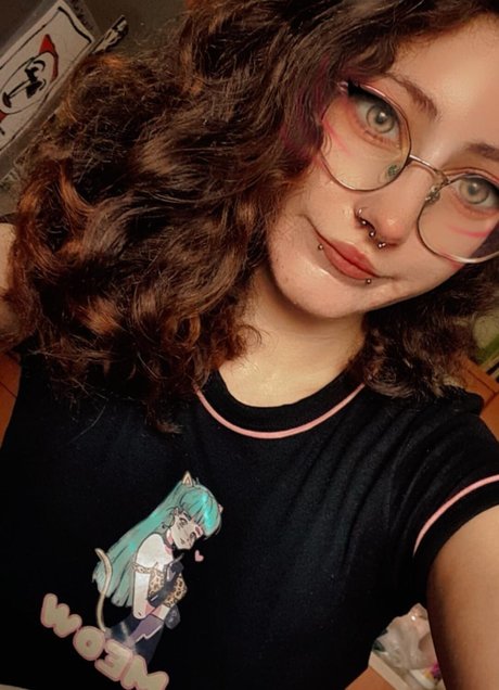 Nico Aroy アートモデル 写真