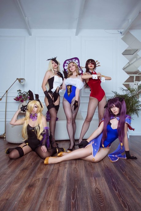 Kurumirori ポルノスター エロティック 画像