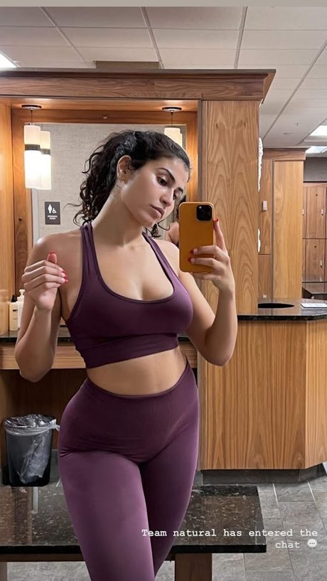 Taleen セクシーなスター 画像