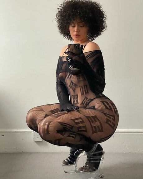 Valeria Vendetta 高品質のポルノスター 画像