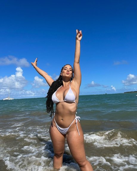 Kristenlive ヌードモデル ギャラリー