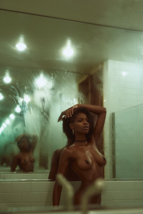 Luci Lane_ セクシーなポルノスター 写真