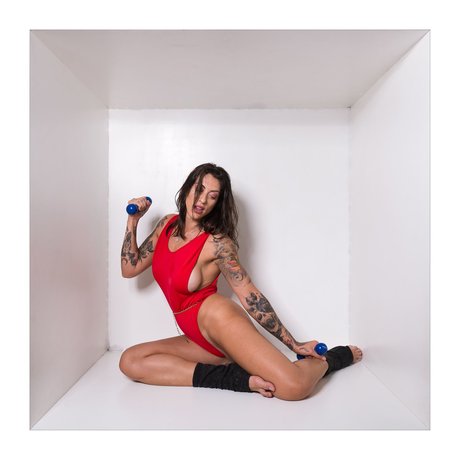 アマチュアペッギングOnlyFans ヌード 画像