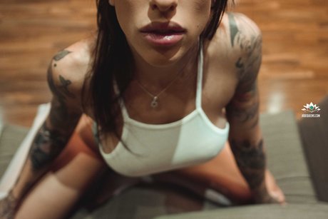 セクシーなブロンドのOnlyFans トップ 写真