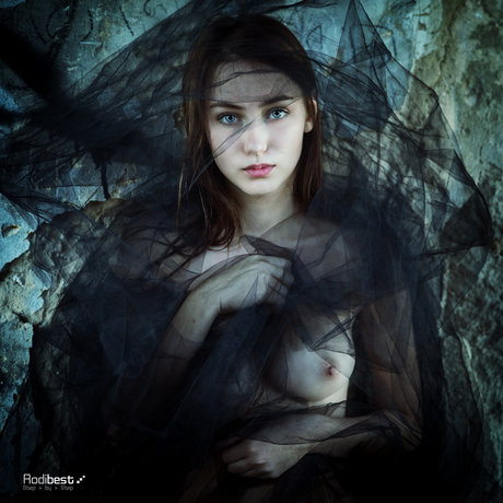 Kristina Mikulishsky_ 無料モデル 写真