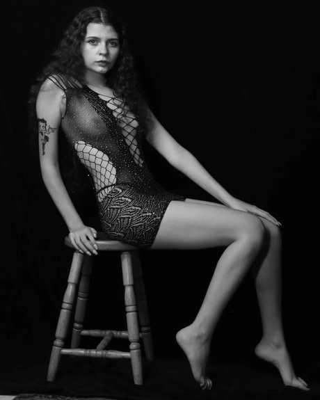 エボニートップオンリーファン 無料ヌード 写真