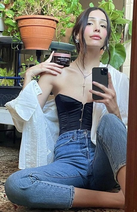 Zion Moreno ホットなスター 写真