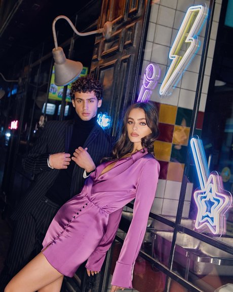 Yael Shelbia ポルノスター ヌード 写真