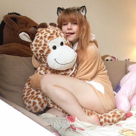 本物のティーンオンリーファン セクシーヌード 画像