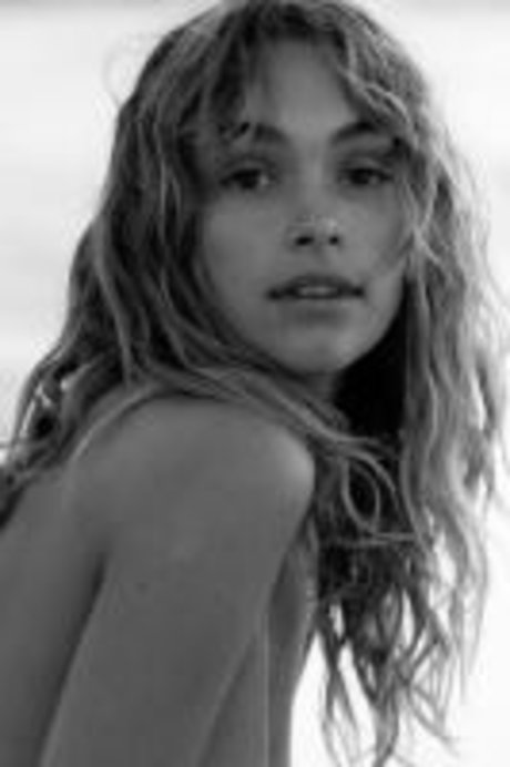 Nikki Hillier ポルノスター ベスト 画像