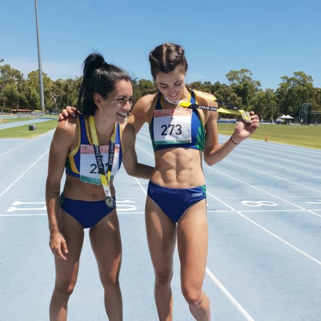 Alanah Yukich_ 素敵なスター ギャラリー