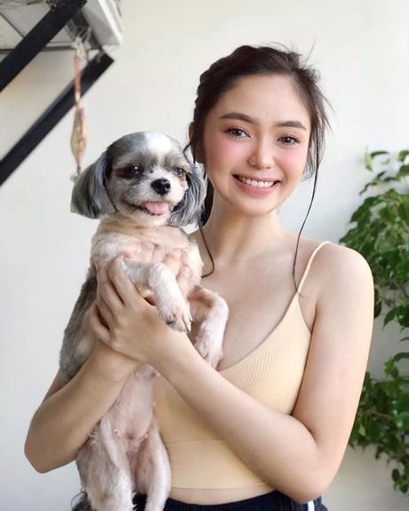 Charina セックスモデル 写真