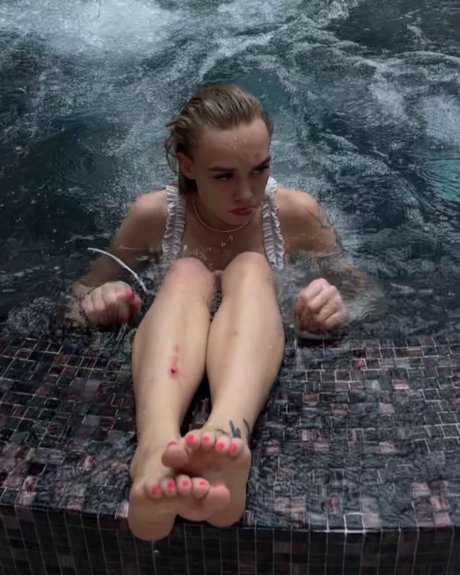 イギリス人熟女OnlyFans 無料 写真