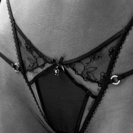 Debbie Stpierre モデル 画像