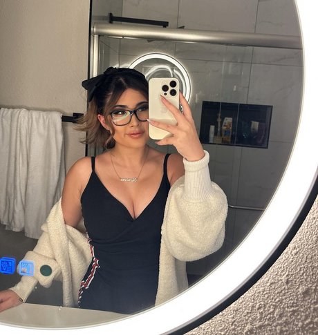 黒のランジェリーOnlyFans ホット裸 ギャラリー