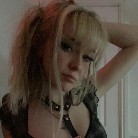 Millie Wild_ ヌード女優 写真