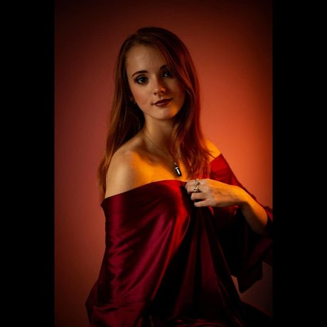 Nekuma_ ポルノ女優 写真