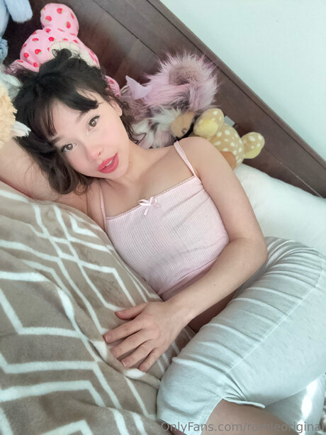 Romie Rae 完璧なモデル 写真