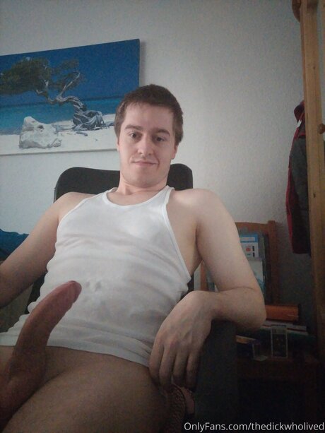 Thedickwholived セクシーモデル 写真