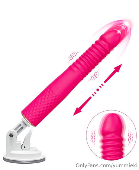 Yummieki セクシーモデル 画像