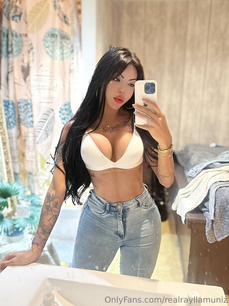 Realrayllamuniz HDスター 画像