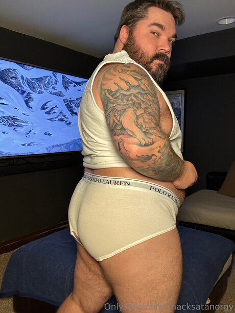 Snacksatanorgy エロティックなスター 写真