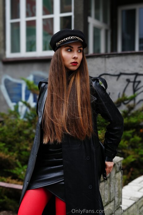 Evacarterxxx ヌードのポルノスター 写真