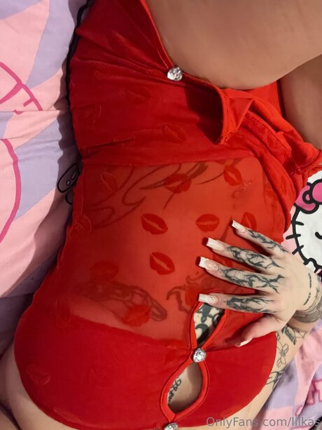 Lilkas 女優 写真