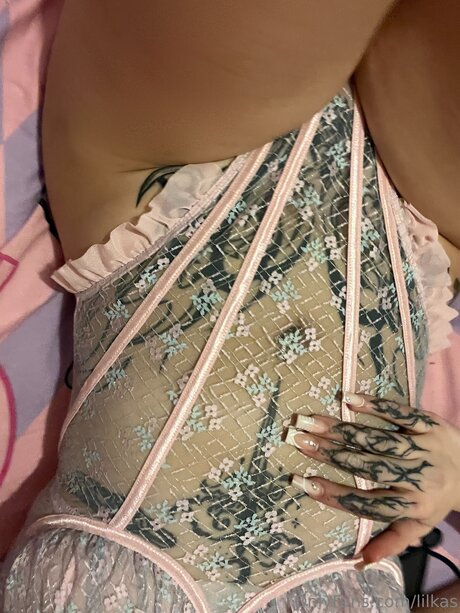 Lilkas xxxポルノスター 写真