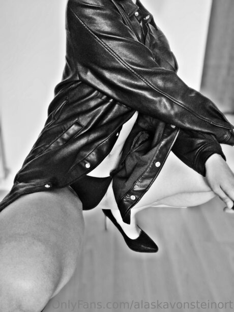 裸のトゥインクOnlyFans ポルノ 写真