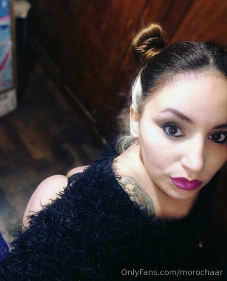 Morochaar ホットなポルノスター 写真