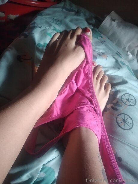 Hotivii アートモデル 写真