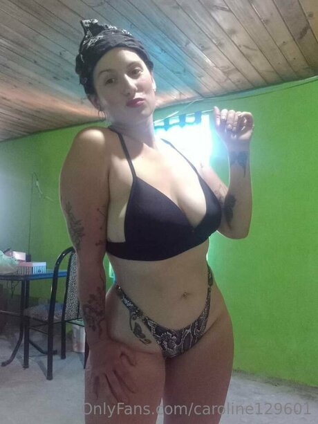Caroline129601 ポルノスター 裸 画像