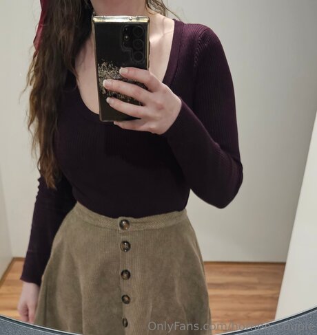 Hornee Couple profile image