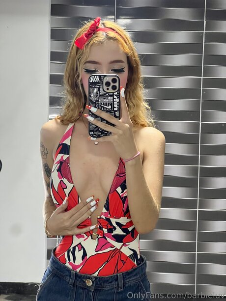 Barbieluv ホット女優 写真