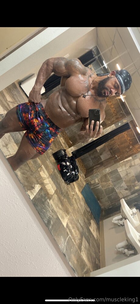 Muscleking1 無料モデル 画像