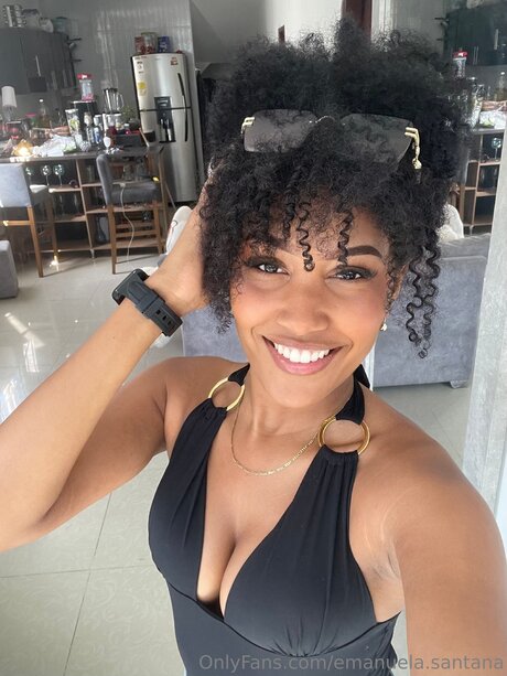 Emanuela Ebony ヌードモデル 画像