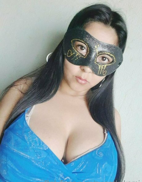 アジア人のタトゥー OnlyFans パーフェクト 写真