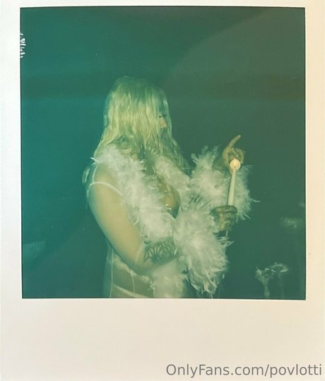 エボニートランスオンリーファンズ ポルノ 画像