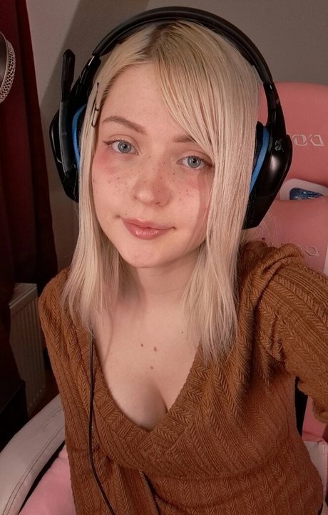 Smoettii 独占スター アーカイブ