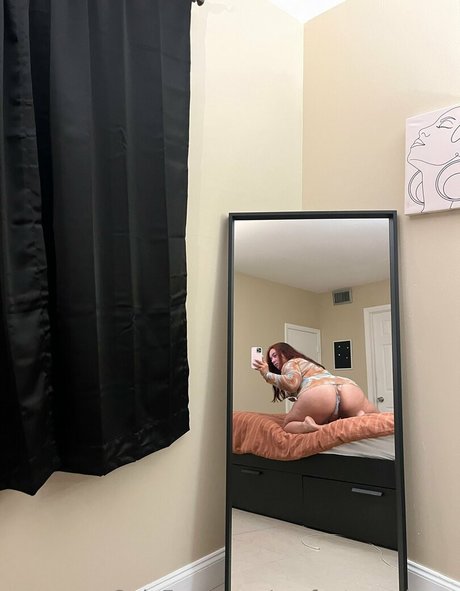 熟女ディルドOnlyFans アートヌード 写真