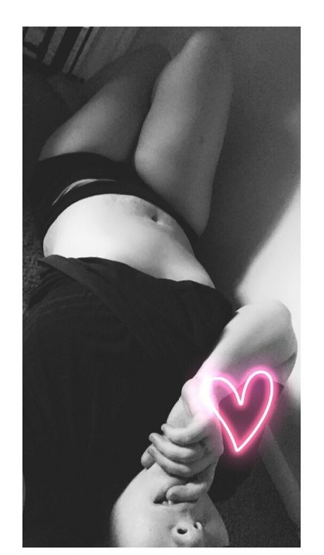 2024年のトップOnlyFans ヌード 画像