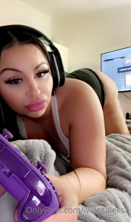 iwantaleksa 高品質モデル 写真