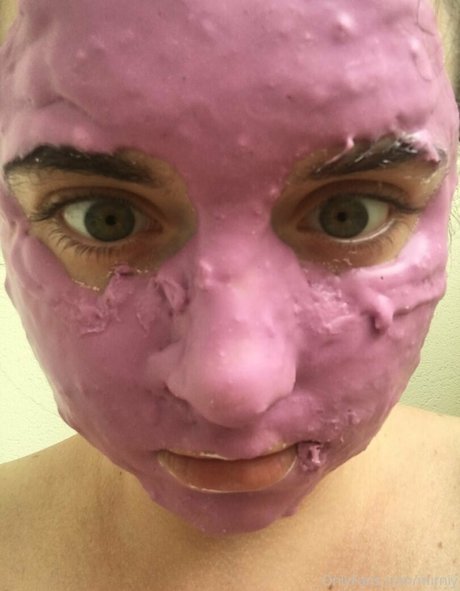 ティーンヌードOnlyFans エロチック 画像