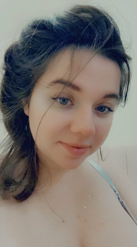 mirniy ホットなポルノスター ギャラリー