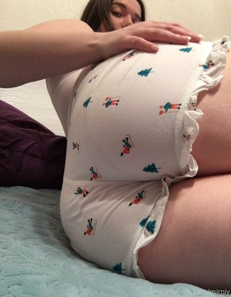 スリムな熟女OnlyFans セクシー裸 ギャラリー