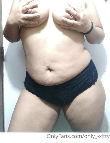 katty t ポルノスター ホット 写真