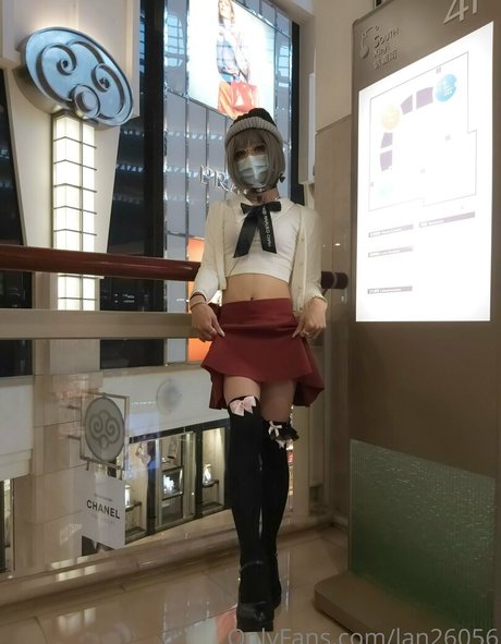 lan26056 ヌード女優 写真